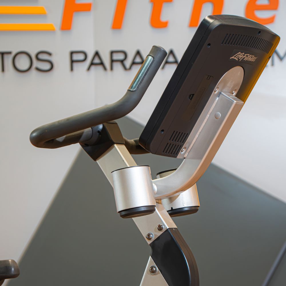 Bike Vertical Life Fitness Infinity thumb 3